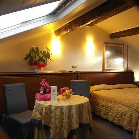 Hotel Duse Азоло Екстер'єр фото