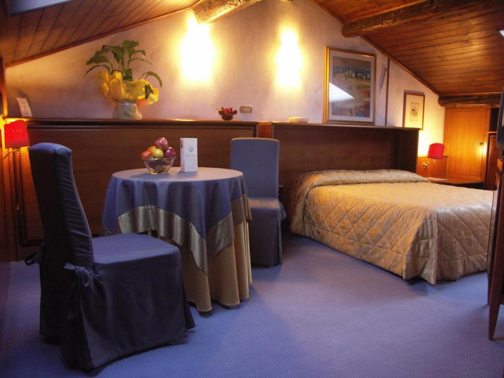 Hotel Duse Азоло Екстер'єр фото